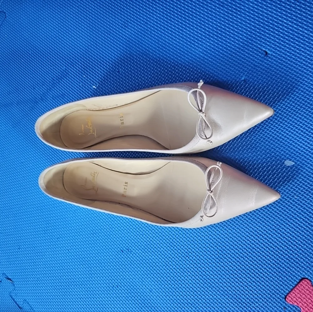 Christian Louboutin Metallic Beige Hall Leather Flat Ballerina 38.5 - Picture 6 of 12